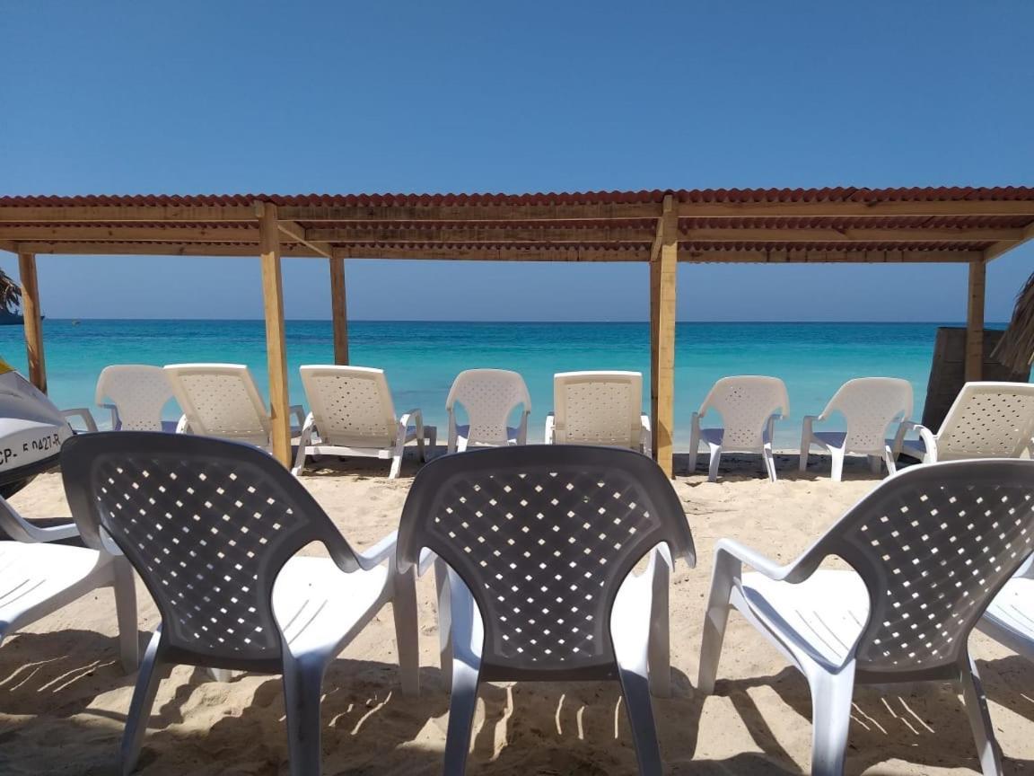 Baru Express Hotel Playa Blanca Exterior photo